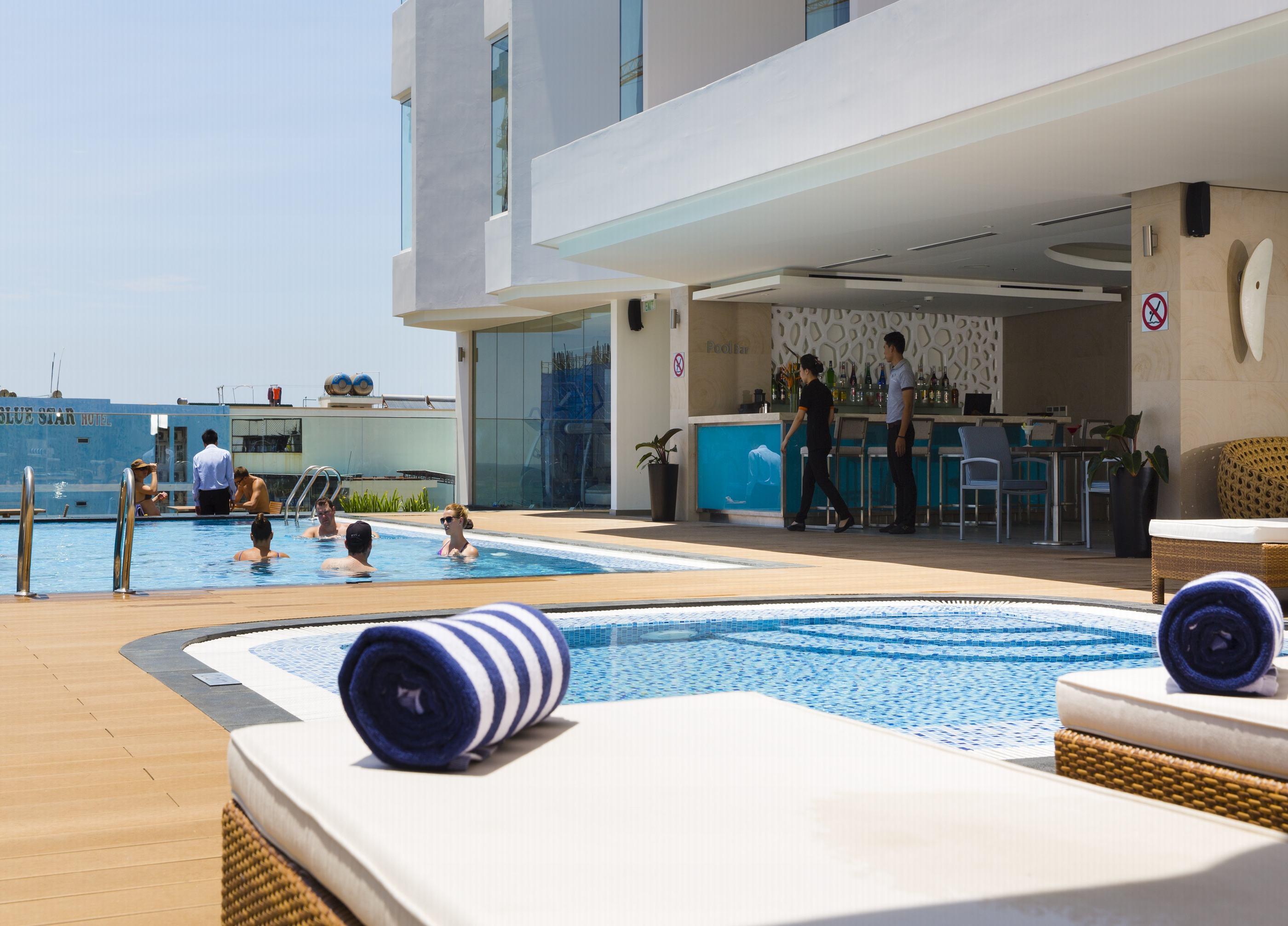 Liberty Central Nha Trang Hotel Exteriör bild