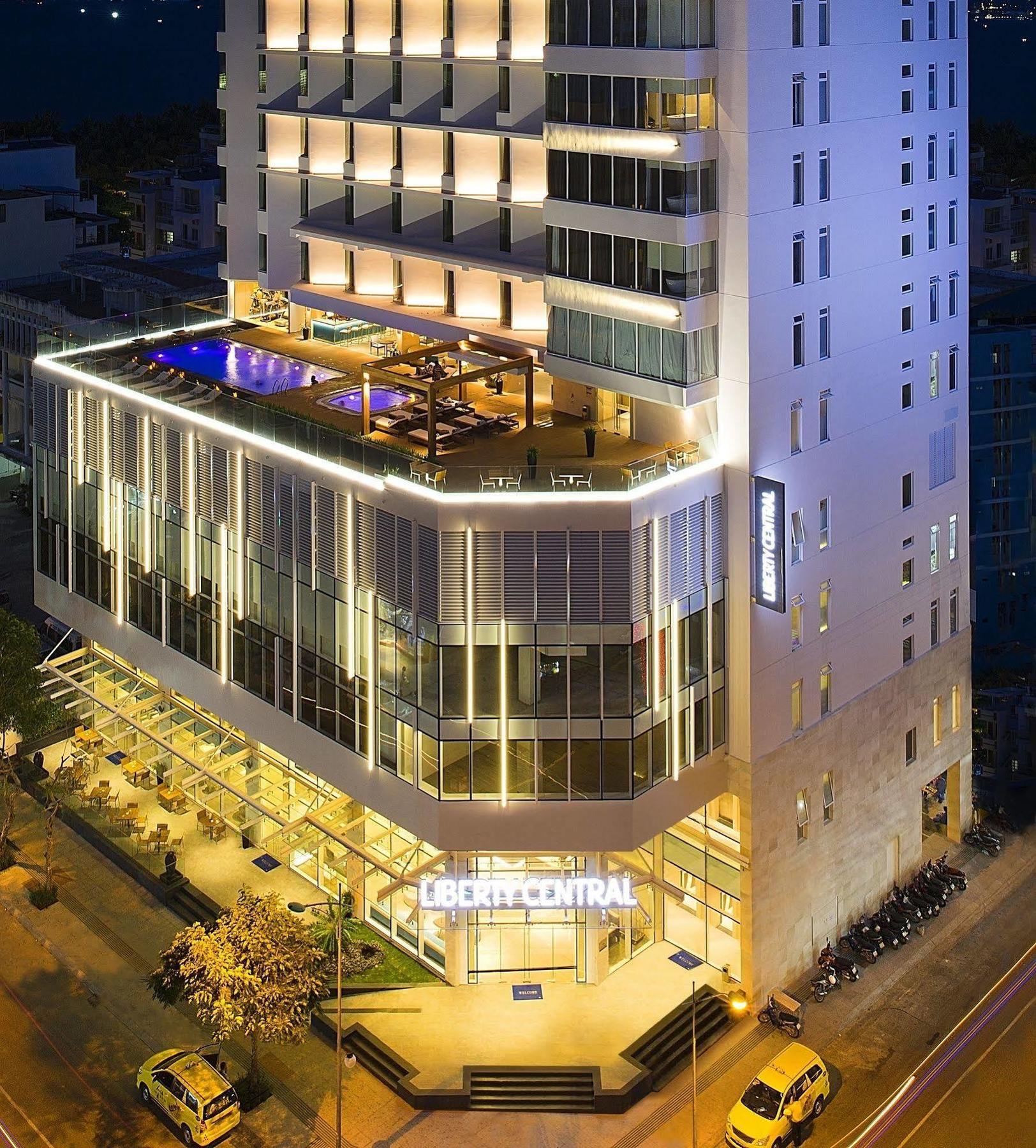 Liberty Central Nha Trang Hotel Exteriör bild